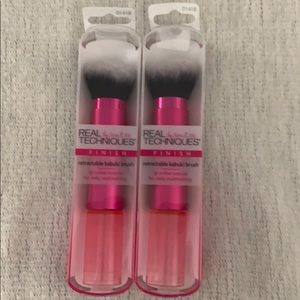 REAL TECHNIQUES Retractible Kabuki Brush